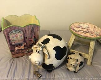 4 Piece Wooden Lot with Cows