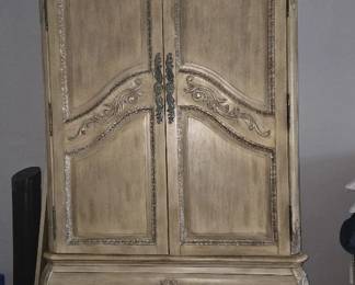 Lovely Havertys Armoire TV Not Included