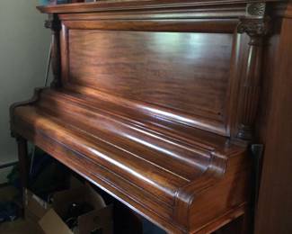 Baldwin piano