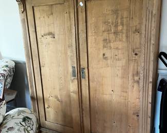 Two Door Cabinet with Two Drawers on the Bottom
