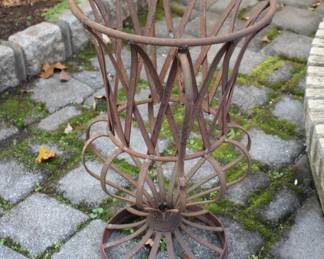 Pair "rusty" garden iron urn planters