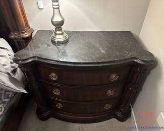 BERNHARDT Grand Savannah Bedroom Furniture Set with King Size Post Bed