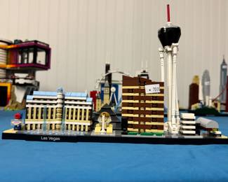 LEGO #21047 LAS VEGAS