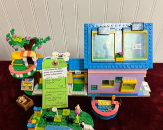 LEGO #41727 DOG RESCUE CENTER