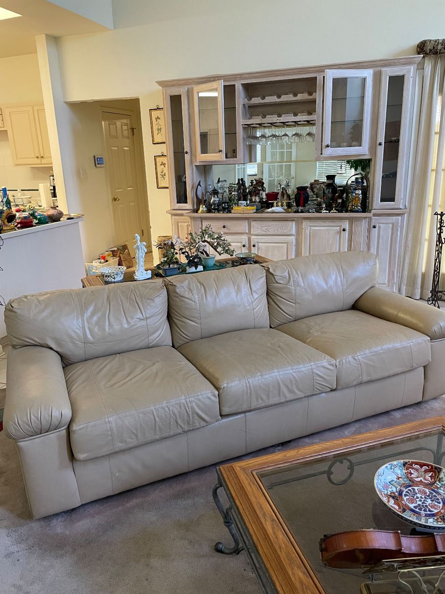 HENREDON 3 CUSHION SOFA