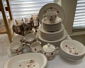 NORITAKE OUTLOOK DISHES