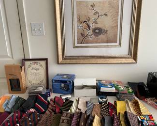 LARGE SELECTIONS OF MENS TIES