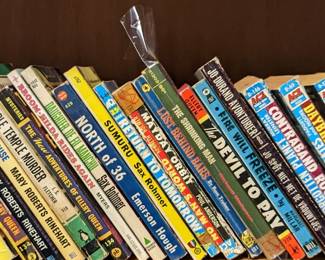 Vintage paperback lot