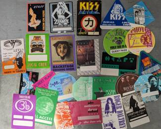 Music / Concert Backstage Passes - KISS