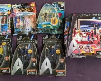 Star Trek Figures and Playset