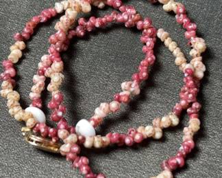 Hawaiian Niihau Kahelelani Shell Necklace