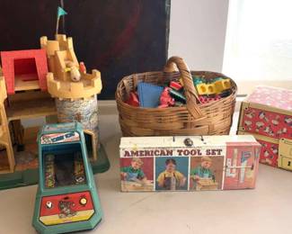 Vintage Toys Snoopy, Donky Kong, Fisher Price and More