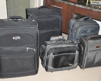 Terrific Collection Of Rolling Luggage Available