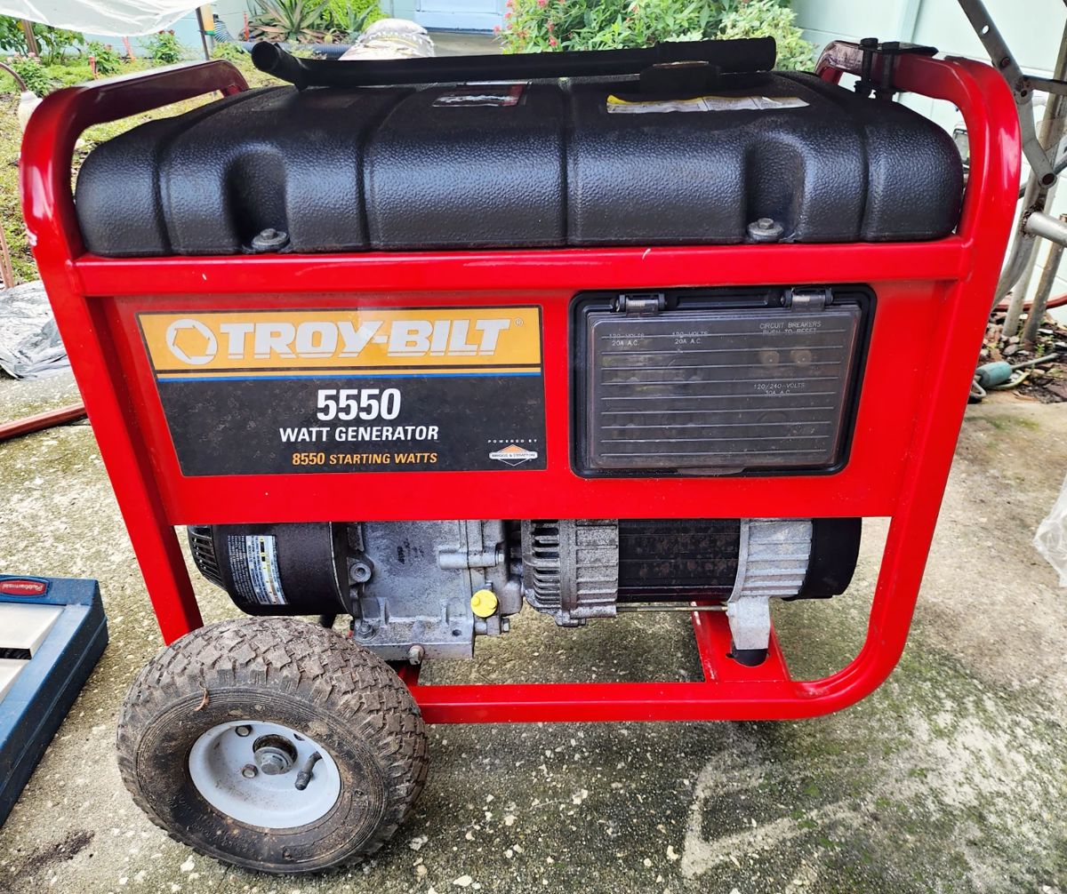 Troy-Bilt 5550 Generator - Runs Well!