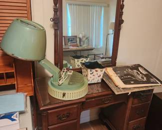 Continental Furniture 7 Drawer Vanity