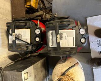 Craftsman air compressor, looks like new.