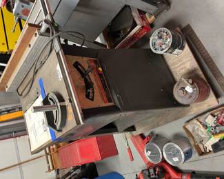 Older Craftsman table saw.