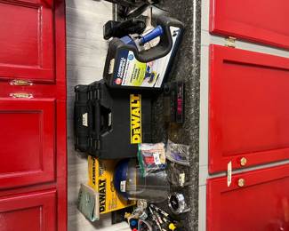 Lots and lots of DeWalt, many are brannd new.