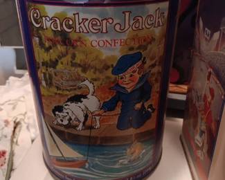 Lots of vintage tins