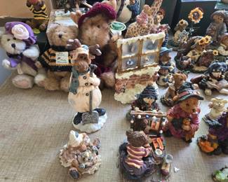 Boyds Bears Figurines and Plush