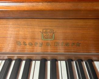 Story and Clark piano