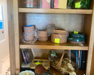 Notice the vintage Tom’s Peanut glass jar. Excellent and rare. 