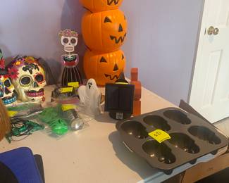 Halloween. Not in pics….HALLOWEEN COSTUMES!