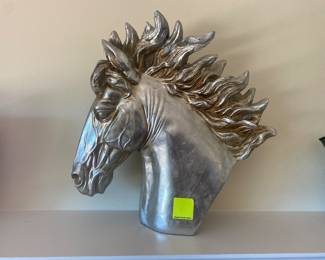 Large sculpture. So unusual and interesting. 