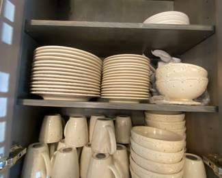 Everyday set of dishes. 