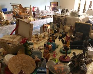 LOTS OF COLLECTIBLES