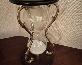 HOUR GLASS