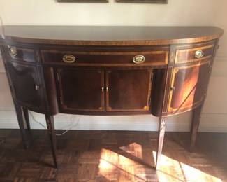HICKORY WHITE SIDEBOARD IN PERFECT CONDITION