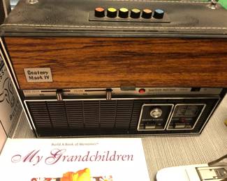 VINTAGE RADIO