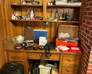 Shredder/office supplies 