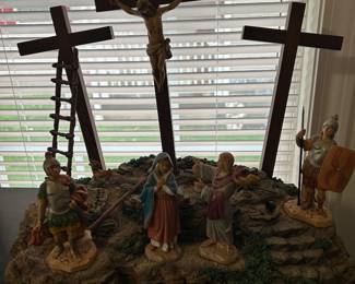 Fontanini by Roman, 4 Piece
Crucifixion Scene Set - Life of Christ