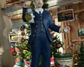 LIONEL LINES CONDUCTOR DOOR GREETER CERAMIC TRAIN SCENERY CHRISTMAS MAN - approx 3 1/2 ‘ tall