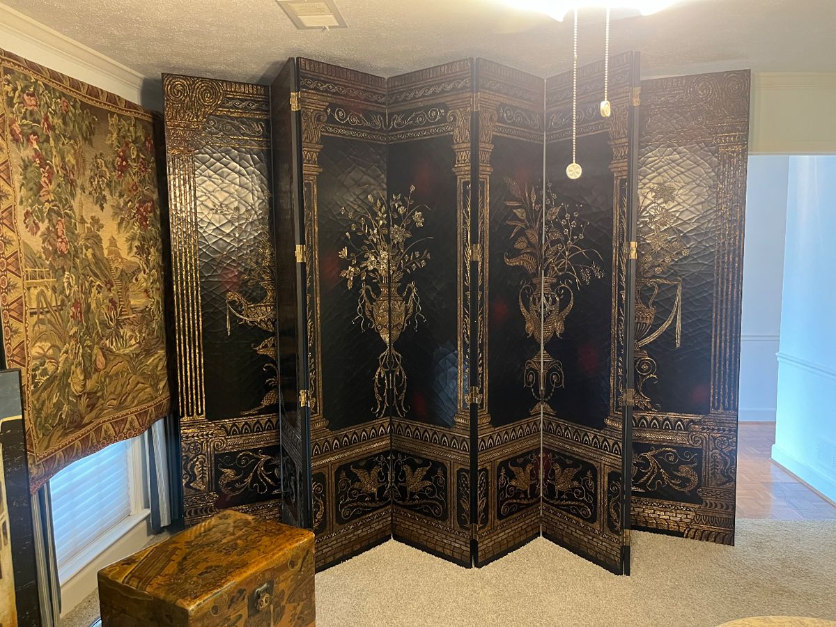 Stunning Coromandel Chinoiserie 8 panel screen , 95” h, 8 panels at 20” each, 160” open wide, Hilda Flack Interiors
