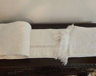Vintage Cream Colored Queen Size Bedspread