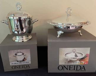 Oneida Du Maurier Fluted Ice Bucket And Covered Casserole 
