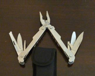 Nice Multitool And Case