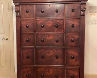 Craftique Mebane Gentlemans Estate Chest