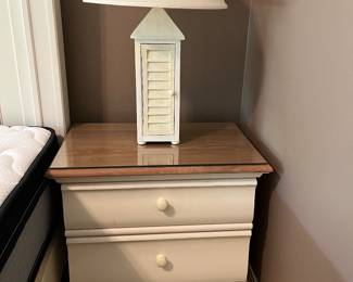 Another nightstand 