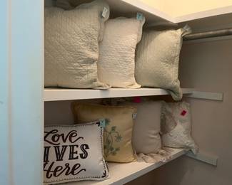 Decorative pillows