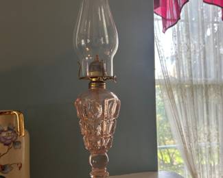 WESTMORELAND RARE 6-SIDED PINK GLASS THUMBPRINT WHALE OIL LAMP