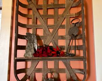 Natural Tobacco Basket