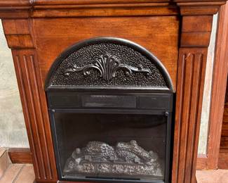 Regency Petit Foyer Electric Fireplace 18 inch -Classic Flame