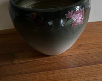 Weller Eocean Jardiniere, Roses