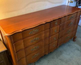 French Provincial bureau 