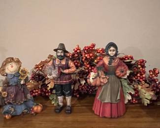 Pilgrim fall decor