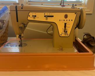 Singer sewing machine 